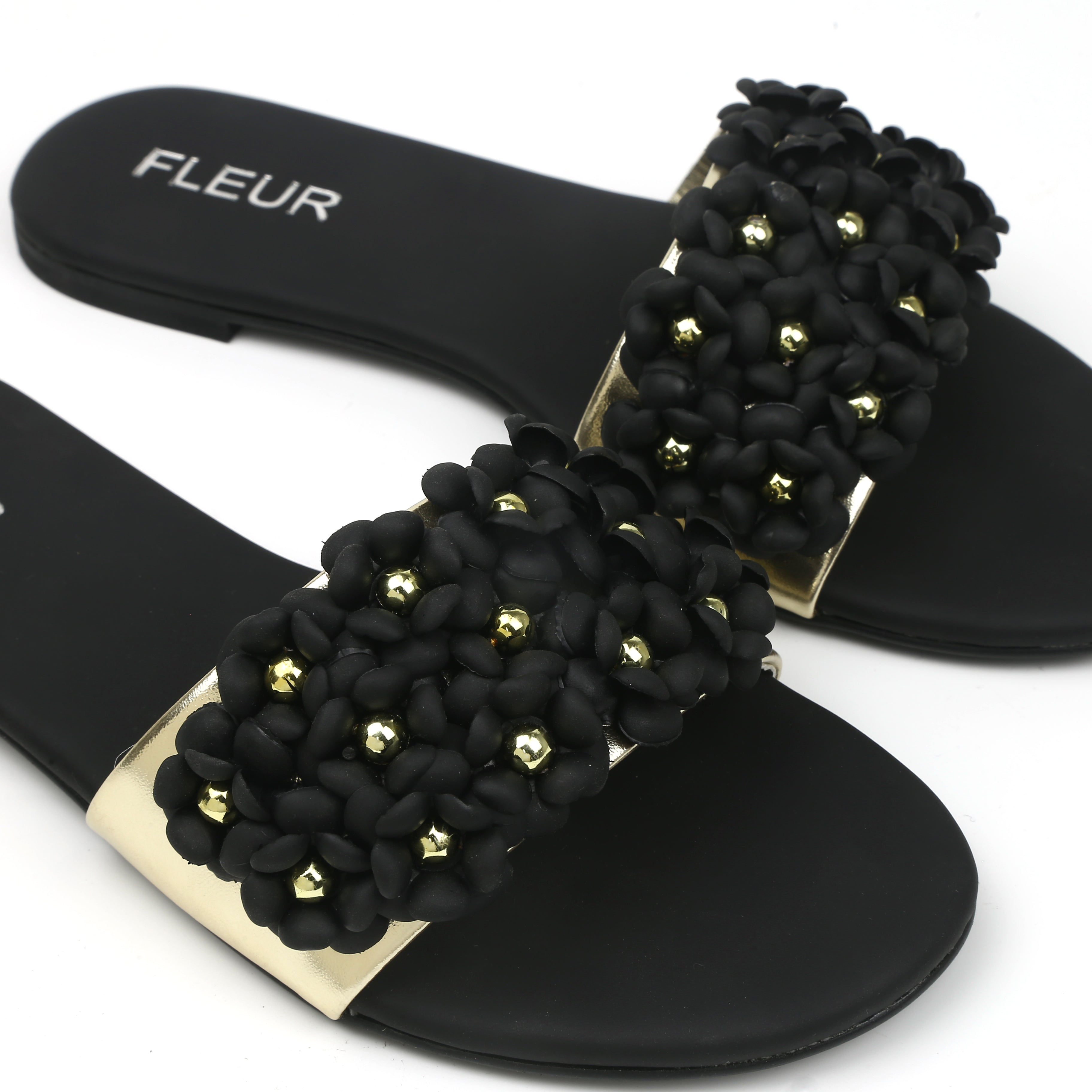 Black & Bloom Flats