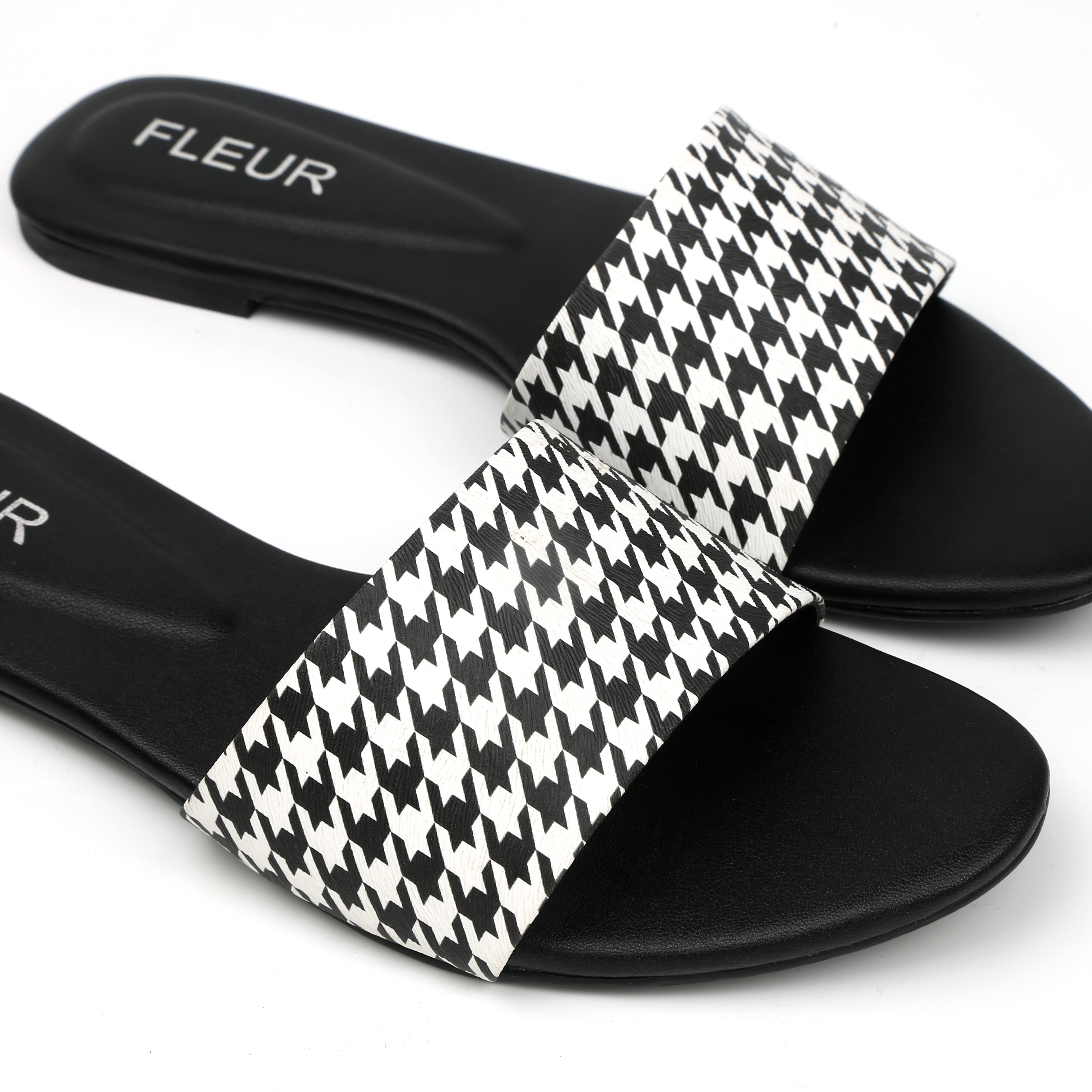 Classic Checkerboard Flats